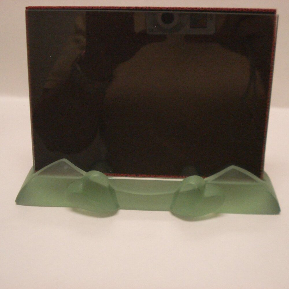 Cristalleries de Lorraine Green Glass Photo Holder Stand Hearts Frame Boxed